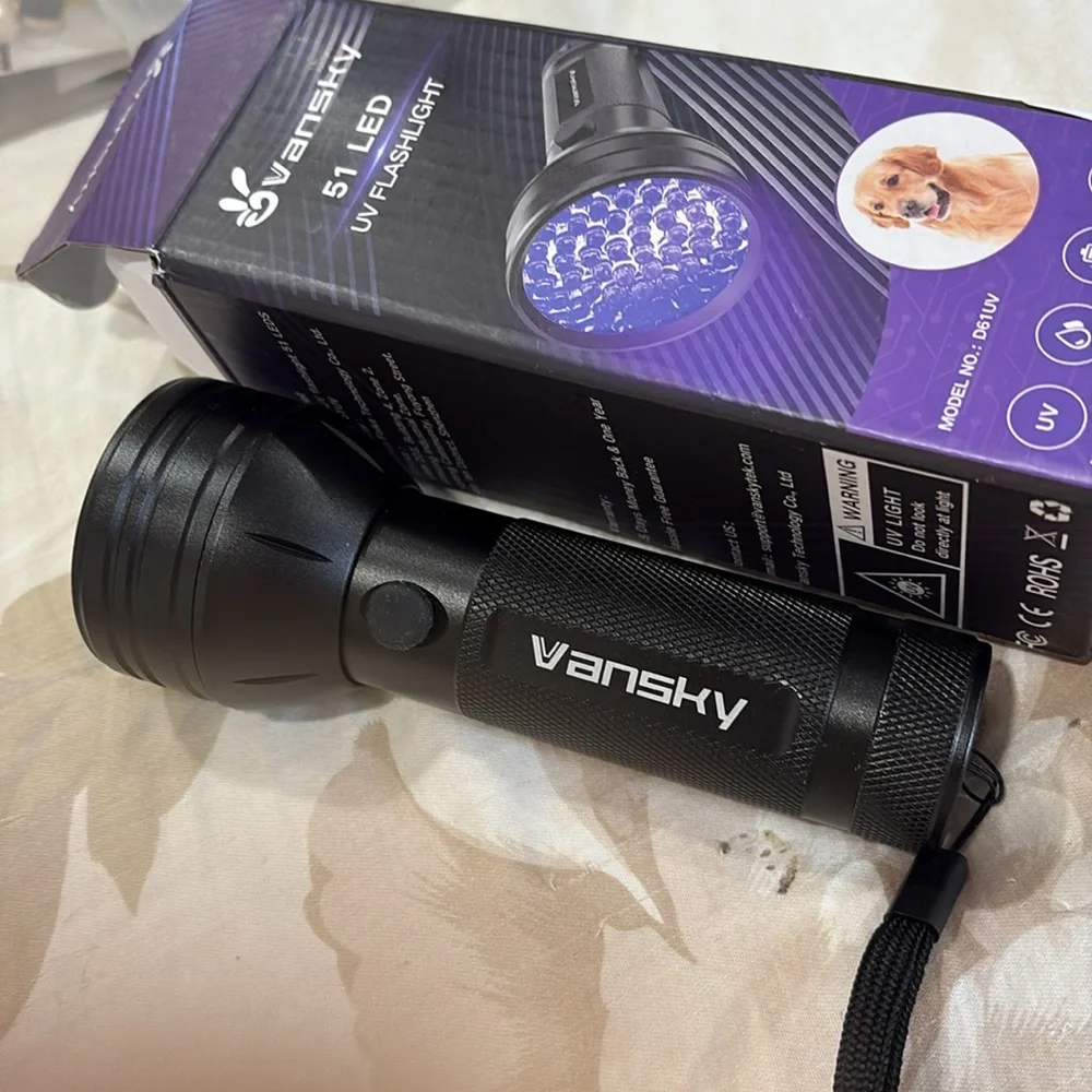 Vans Black UV Flashlight 51 LED